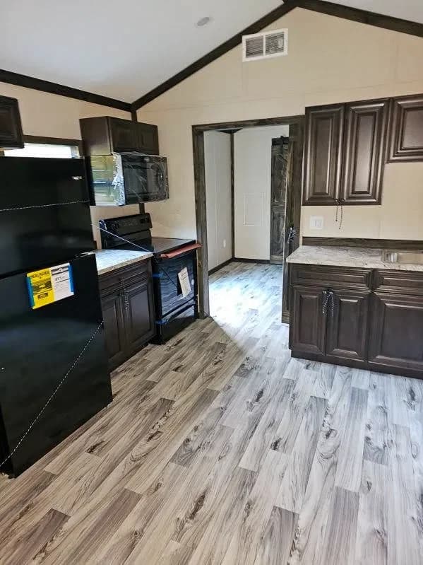 Rustic ridge | 4b 108 kitchen home features