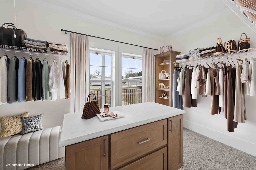 Montgomery-3266 interior home features