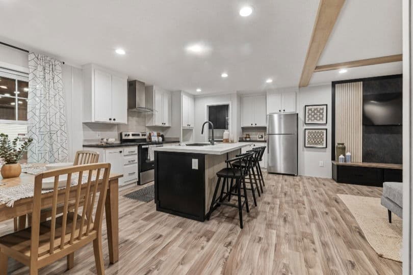 Vivid 28603n interior home features