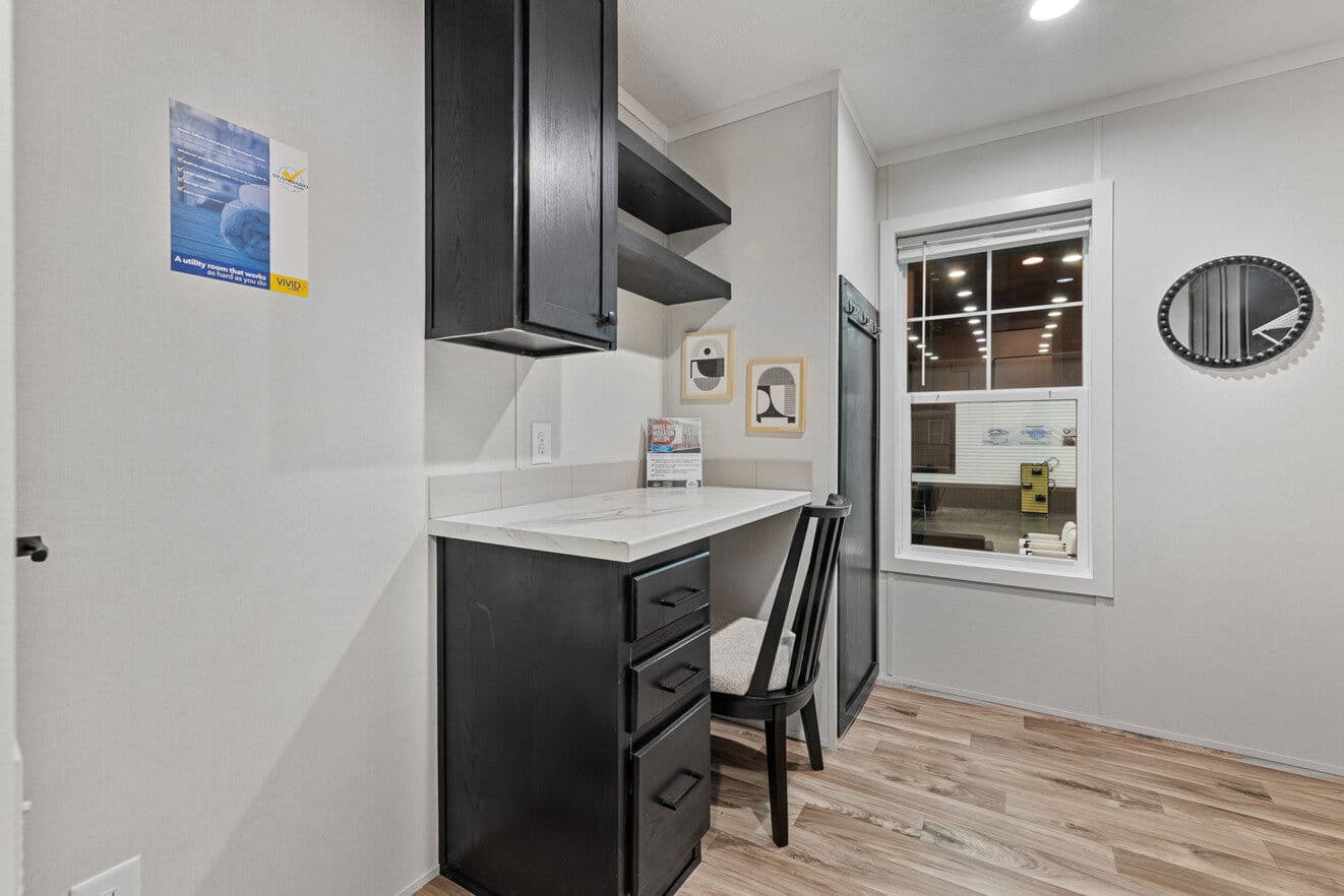 Vivid 28603n interior home features