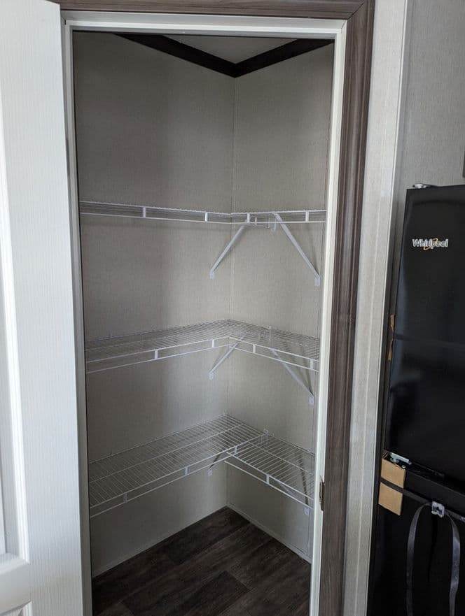  berkshire 28483p interior home features