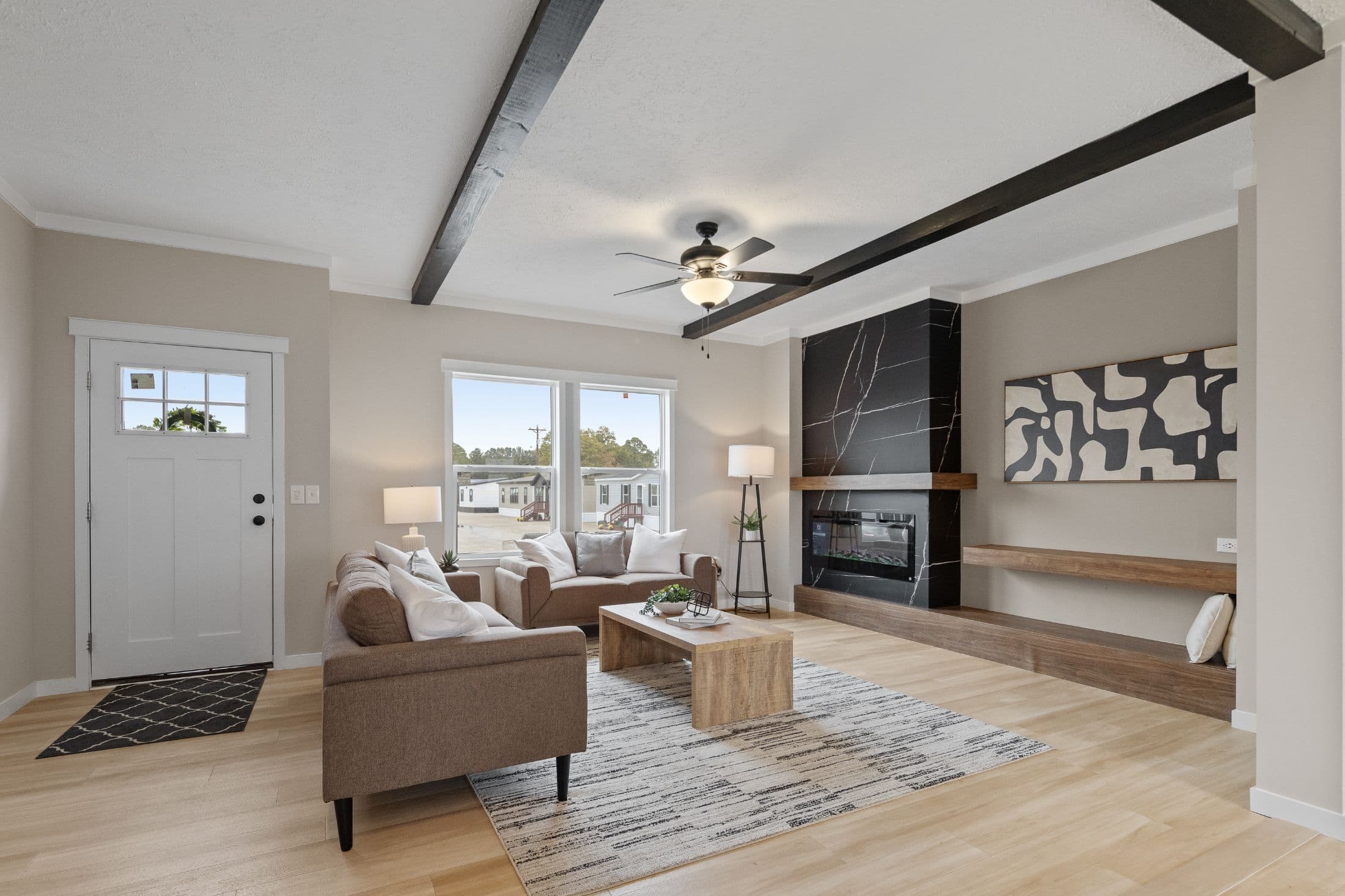 The altitude 2 interior home features