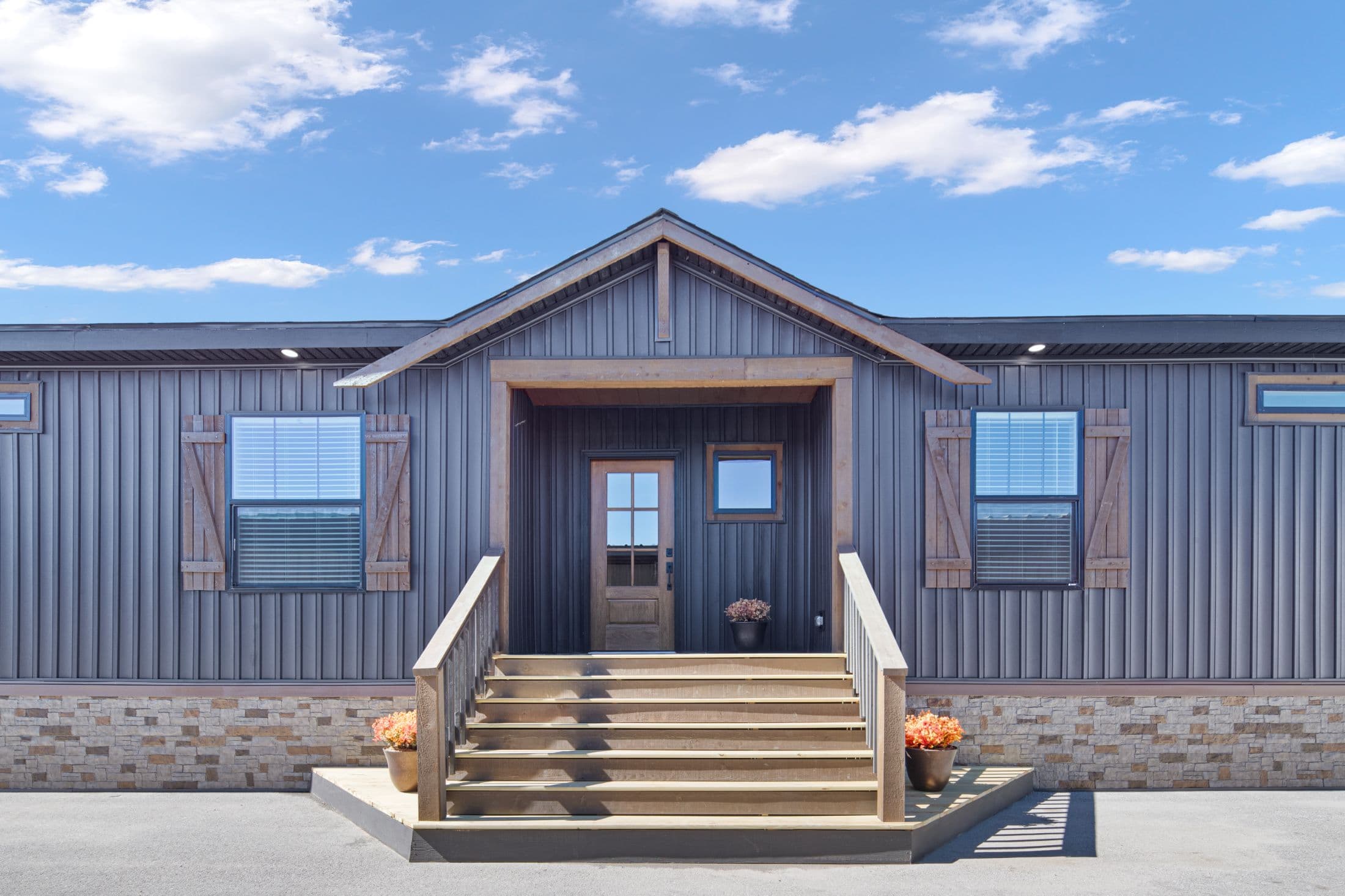 The low country exterior home features