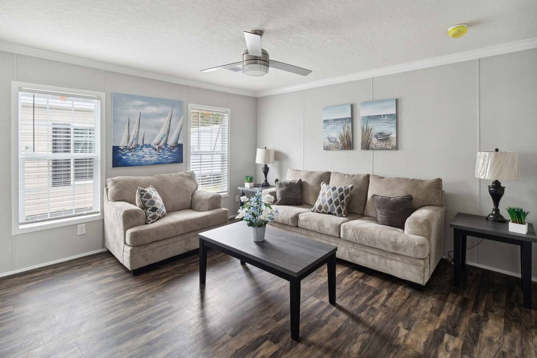 Home run 3272228 interior home features