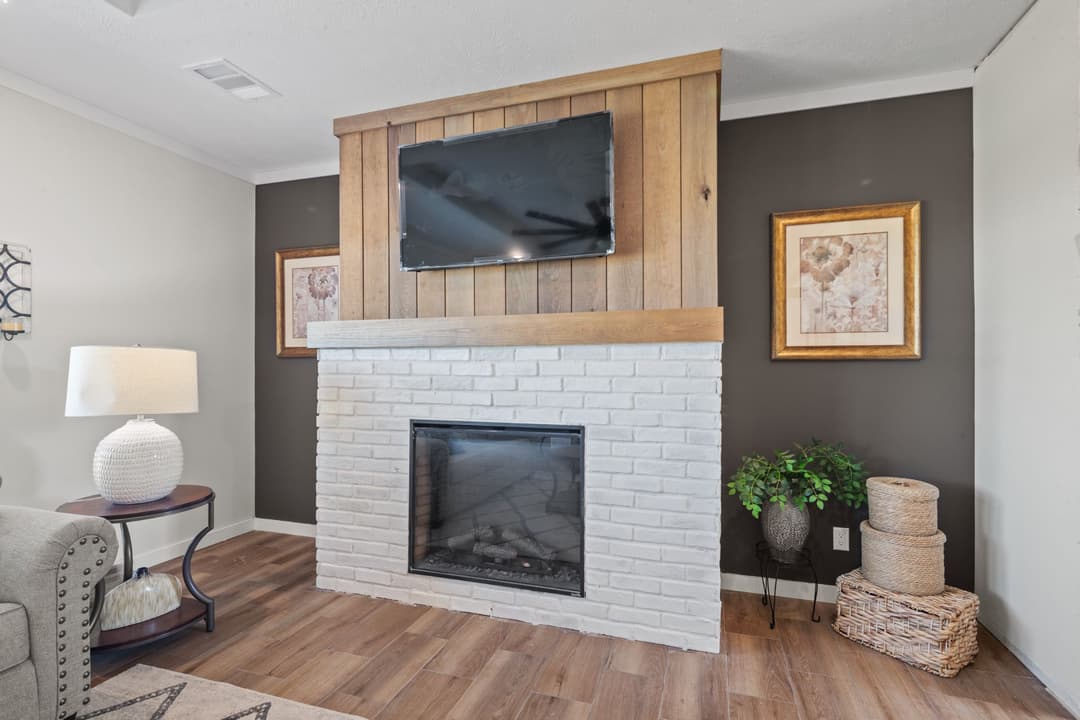 The twin creek interior home features