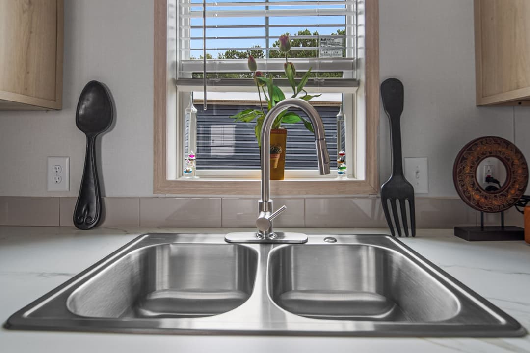 Sage (inventory) kitchen and interior home features