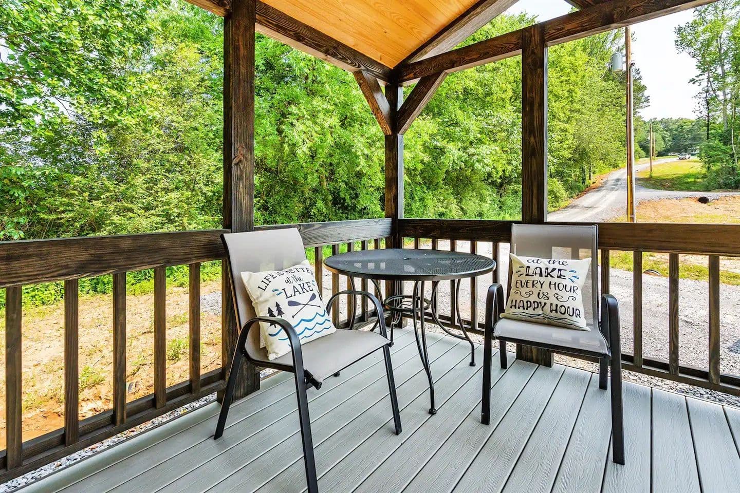 Whispering pines | 4b 100 exterior home features