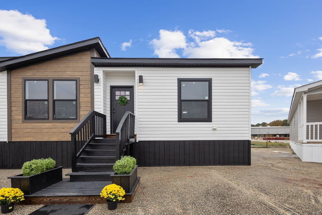 The altitude 2 exterior home features