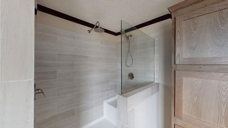 Banning 28724a bathroom home features