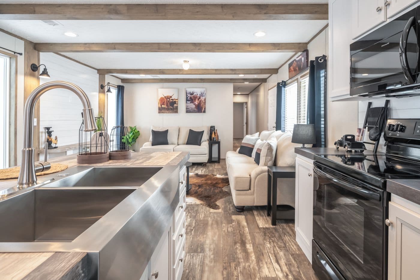 Riverhaven kitchen home features