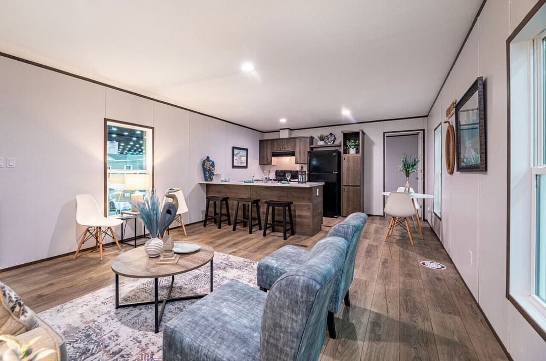 16663a interior home features