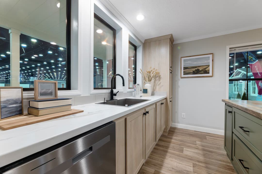 Pegasus 28483h kitchen home features