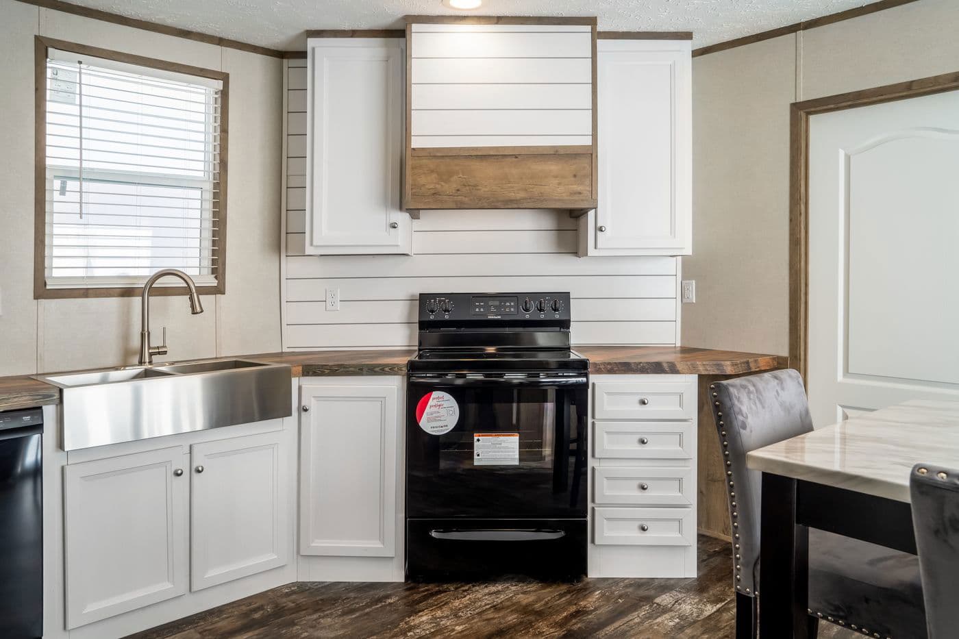 Anniversary entertainer kitchen home features