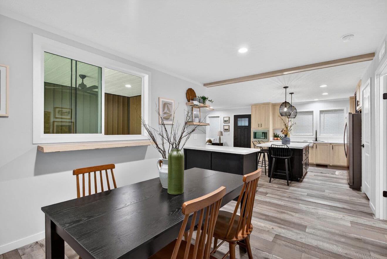 Axis 32563n  home features