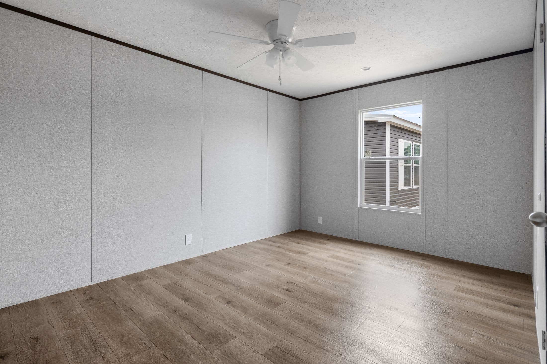 The porch prime model   home features