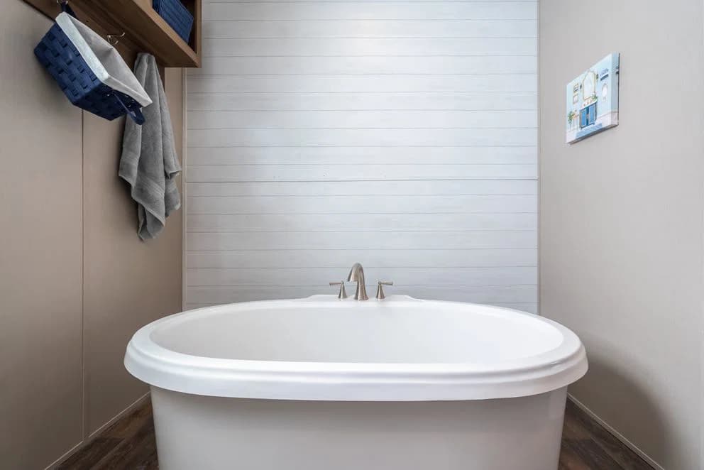 The farmhouse breeze 72 bathroom home features