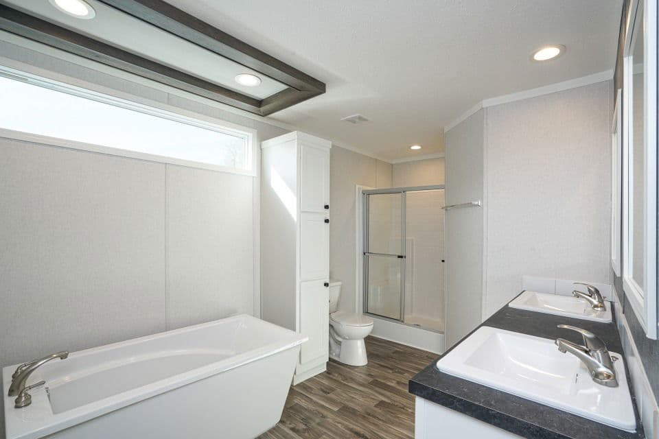 Velocity 16763l bathroom home features