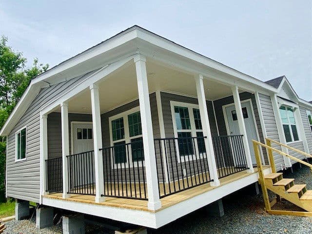 Country manor 32663m exterior home features