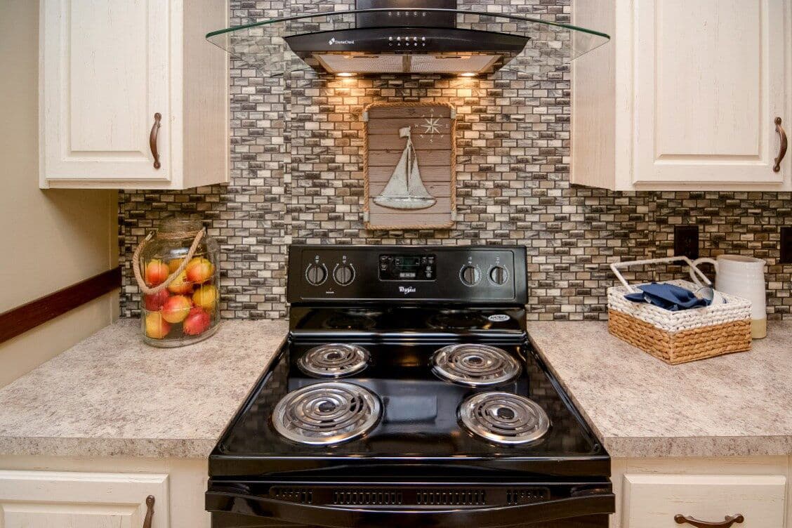 Velocity 16763l kitchen home features