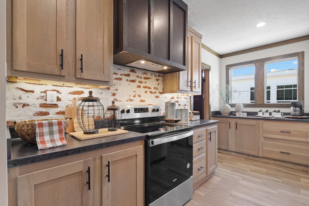 The low country kitchen home features