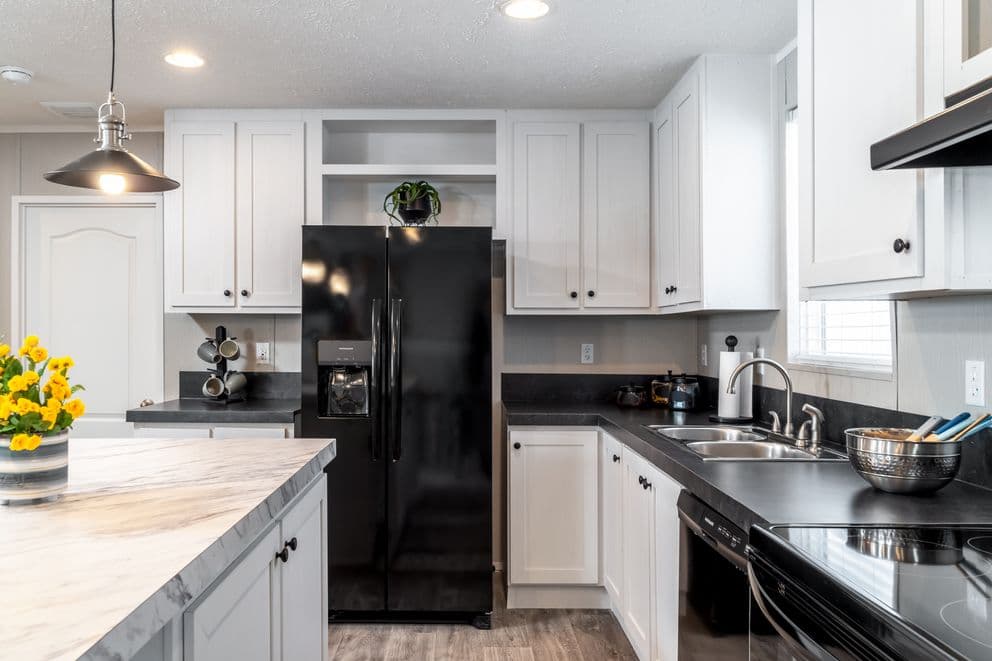 Tradition 48 kitchen home features
