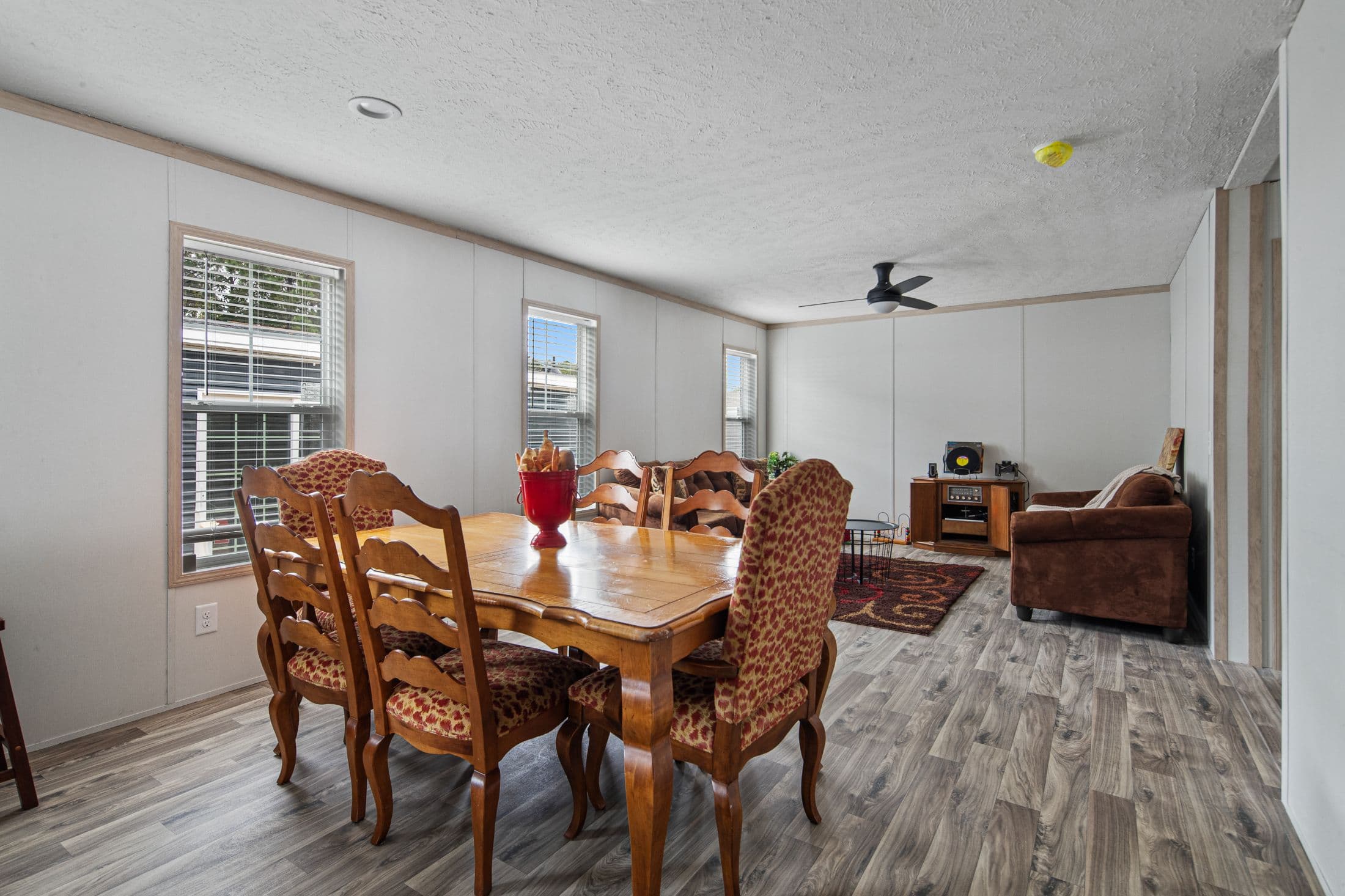 Sage (inventory) interior home features