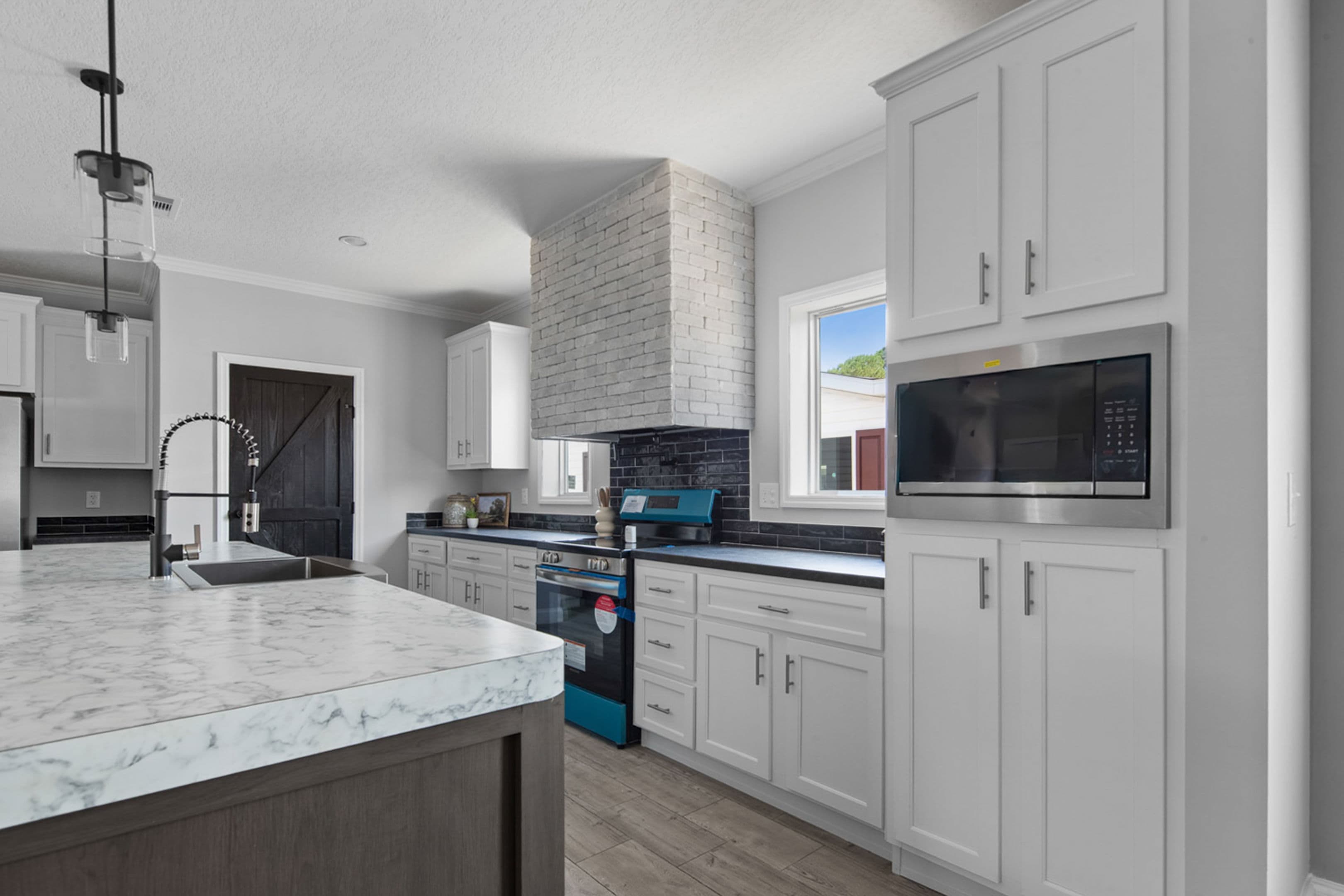 Destiny jones (inventory)  home features