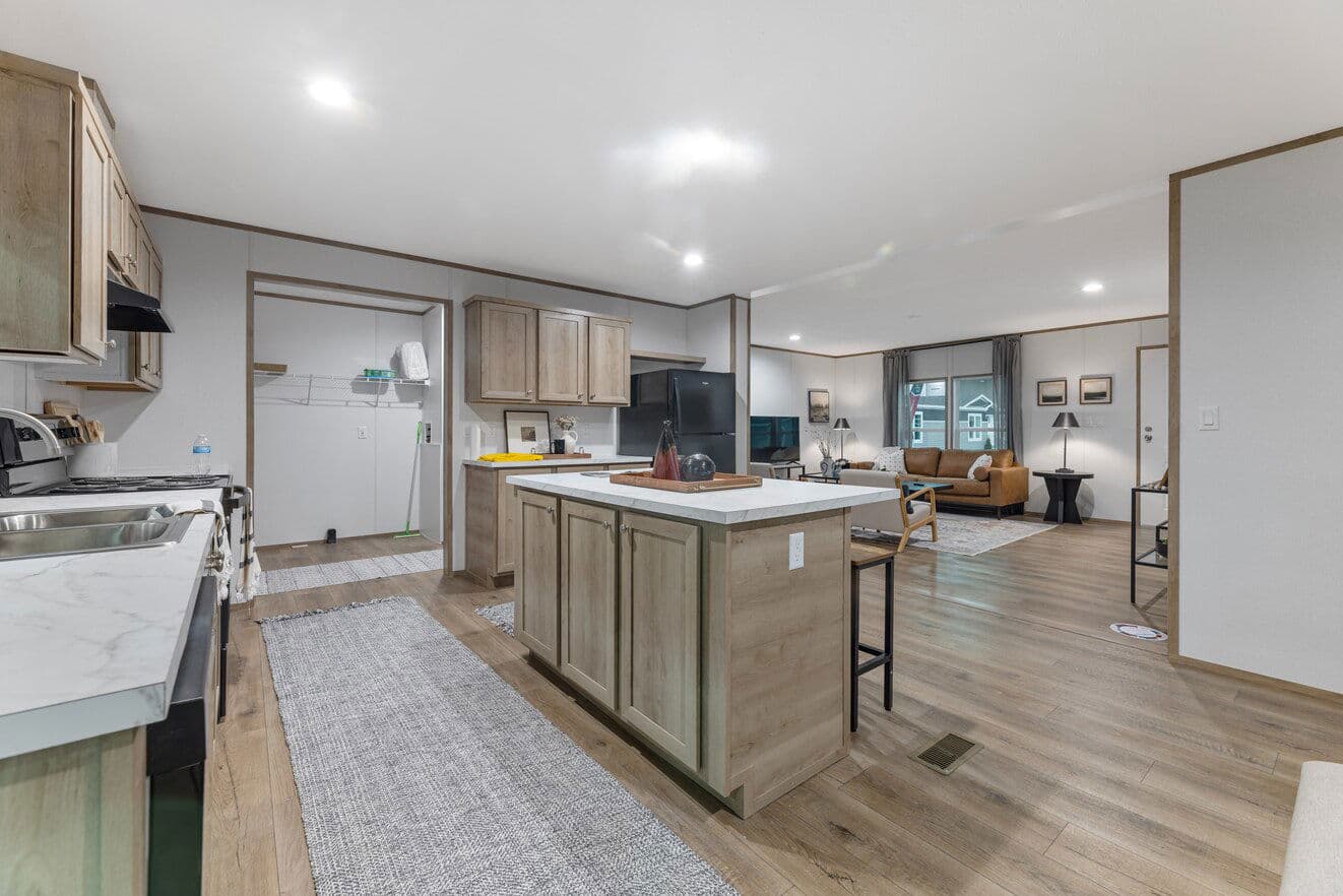 Phoenix 32563a kitchen home features