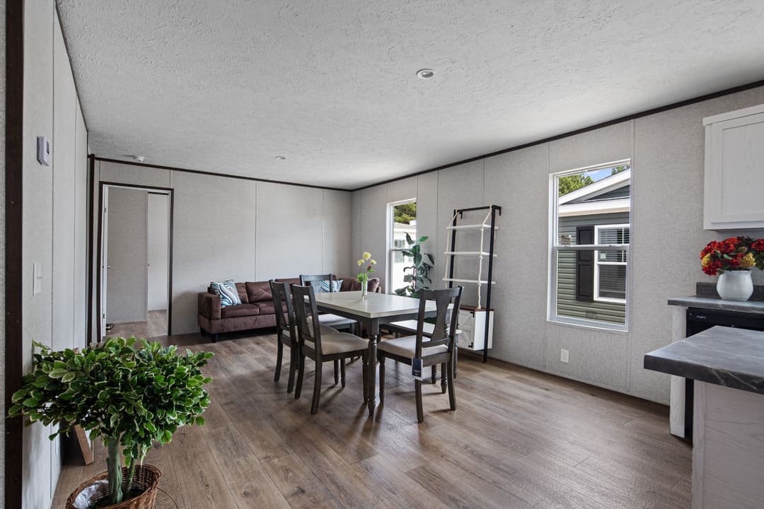 Riverbank 2856 (inventory) interior home features