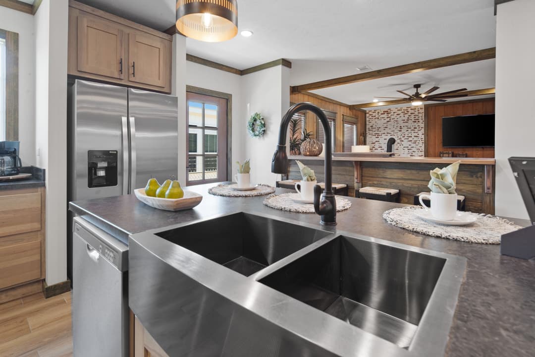 The low country kitchen home features