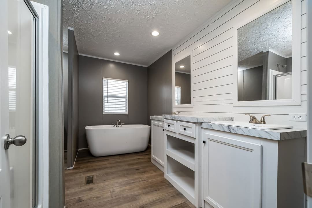 Savannah breeze bathroom home features