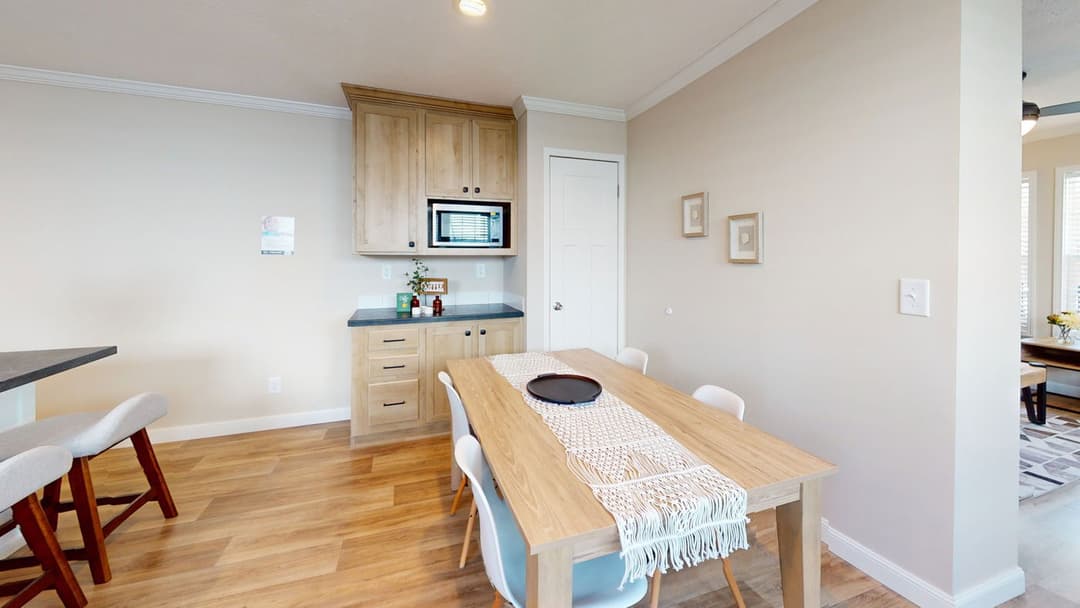 Cumberland duplex interior home features