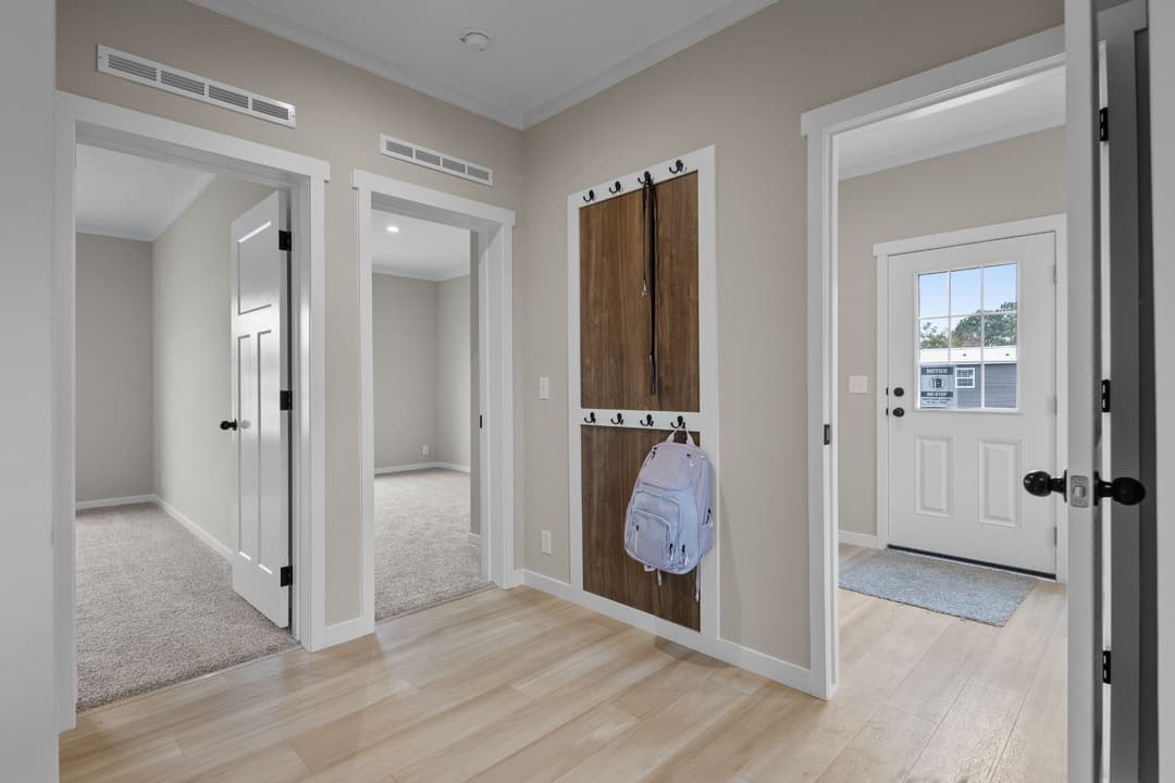 The altitude 2 interior home features