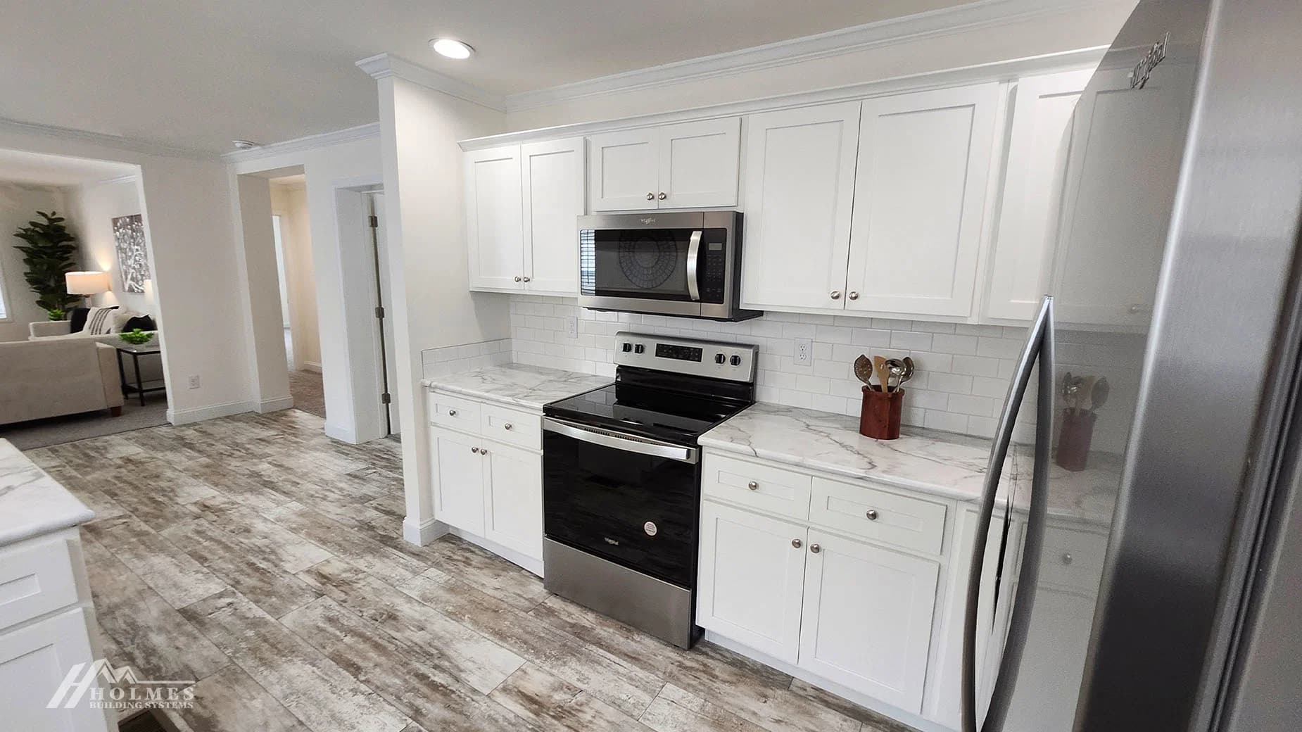 Birch iii kitchen home features