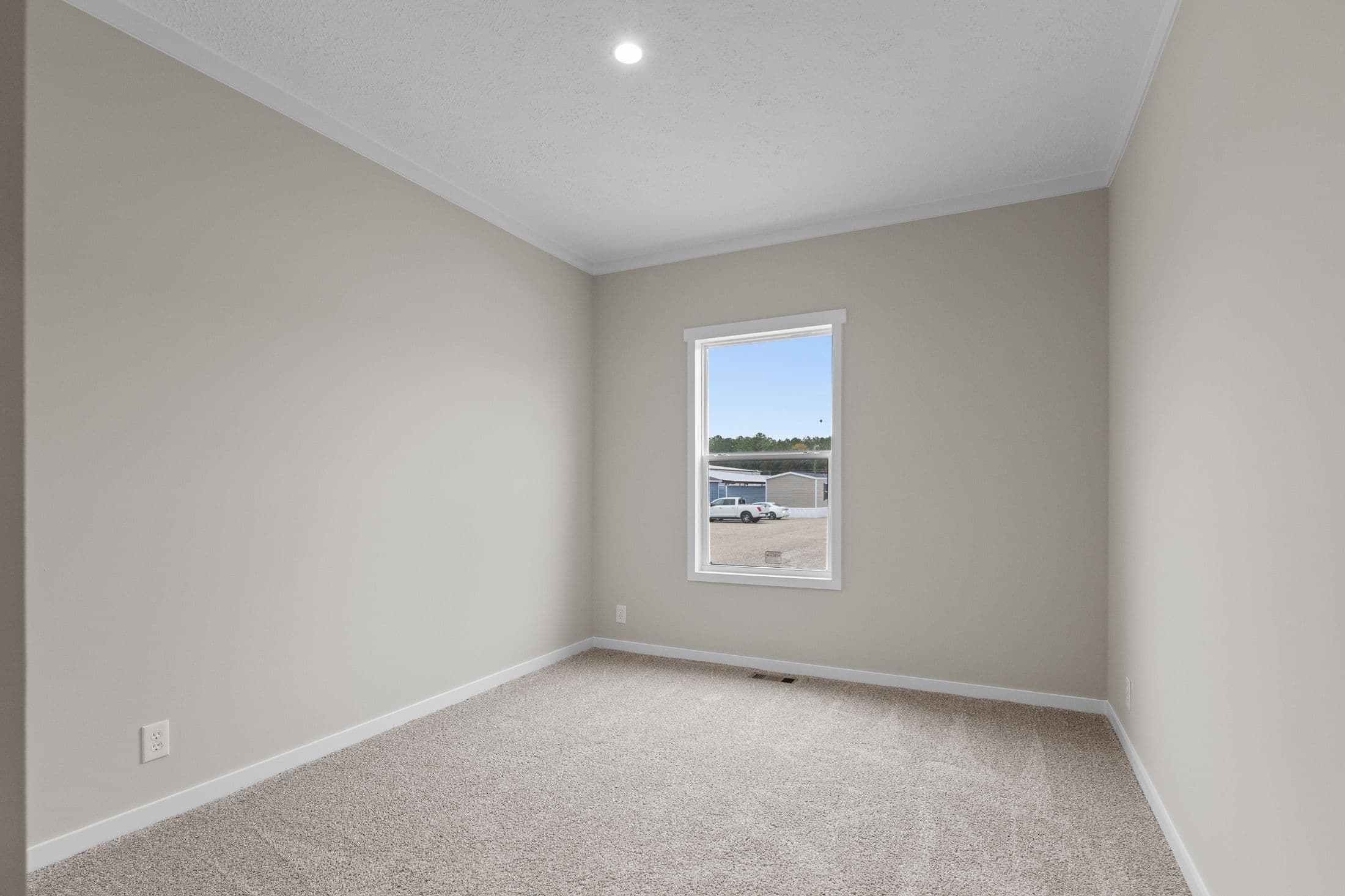 The altitude 2 interior home features