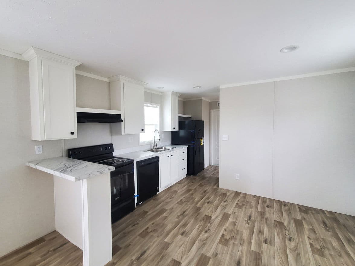 Economy 14663z kitchen home features