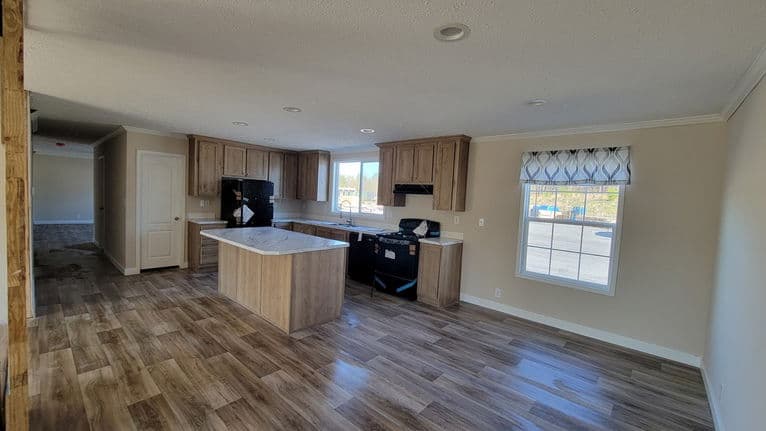 Country manor 32663m kitchen home features