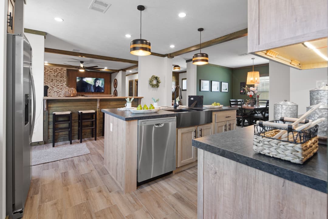 The low country kitchen home features