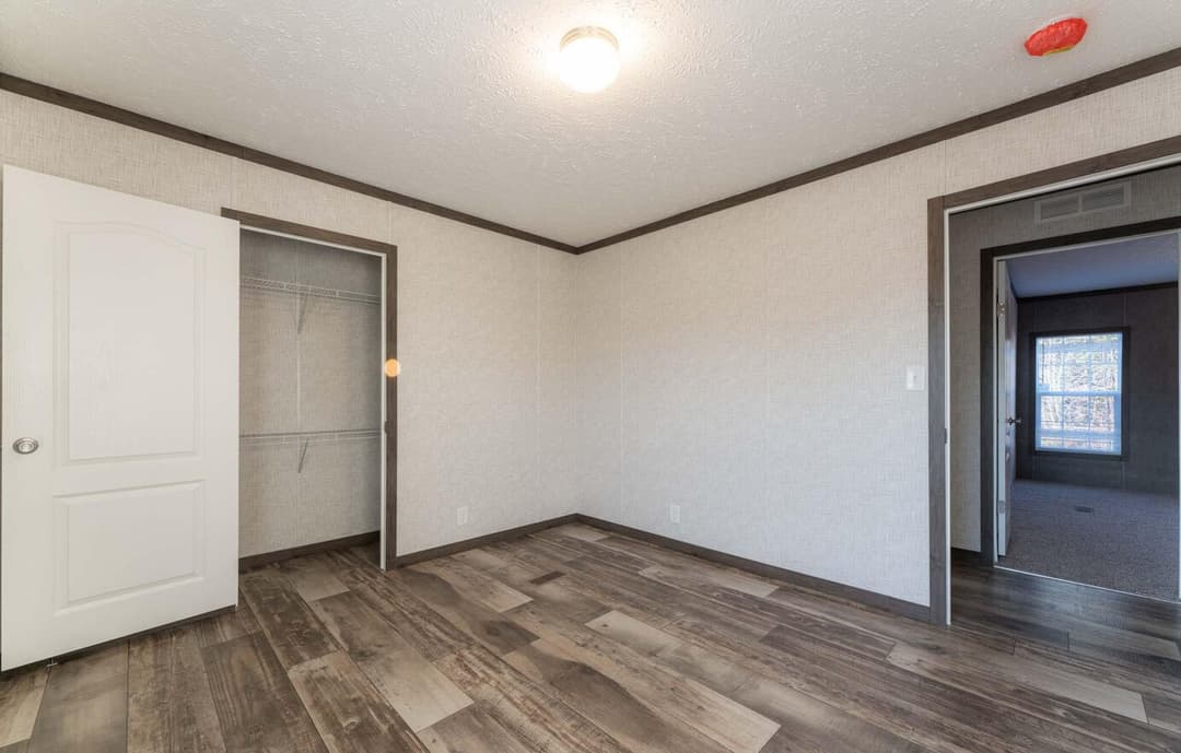 Pegasus 32583h interior home features