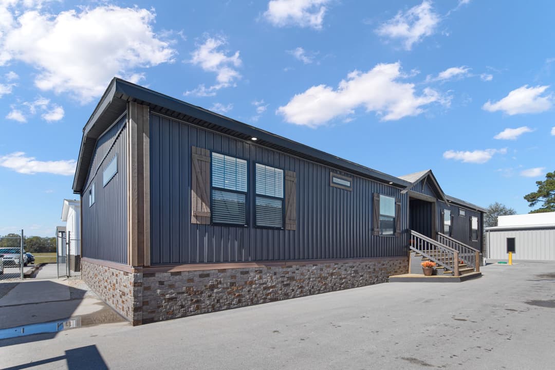 The low country exterior home features