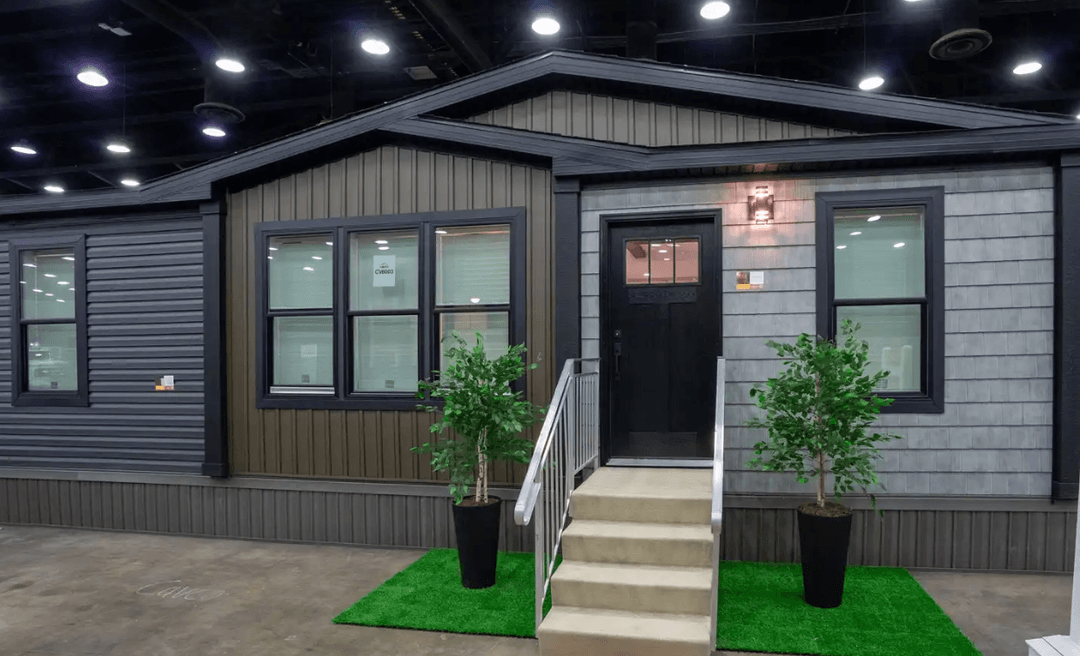 Aura exterior home features