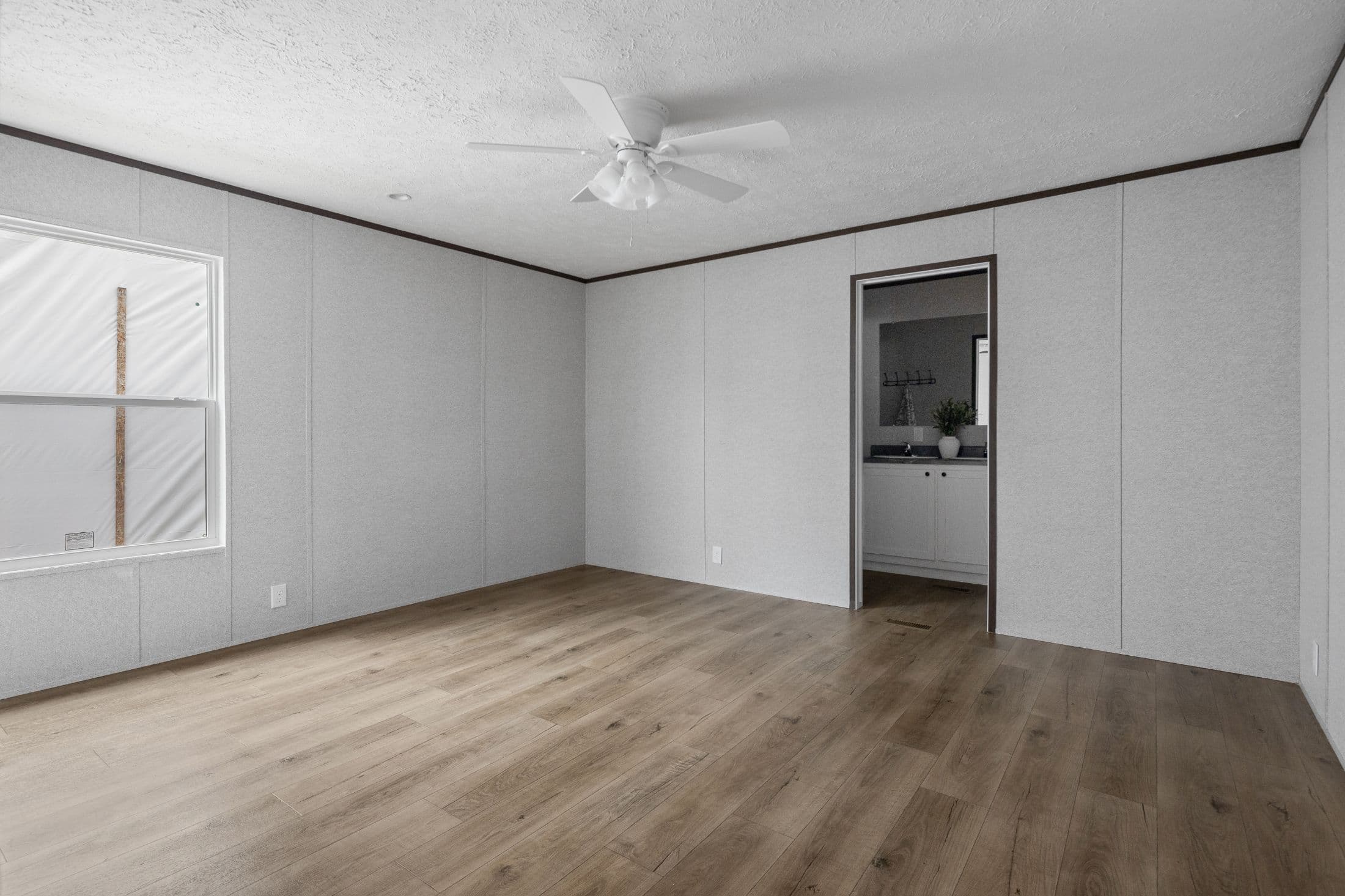 The porch prime model   home features
