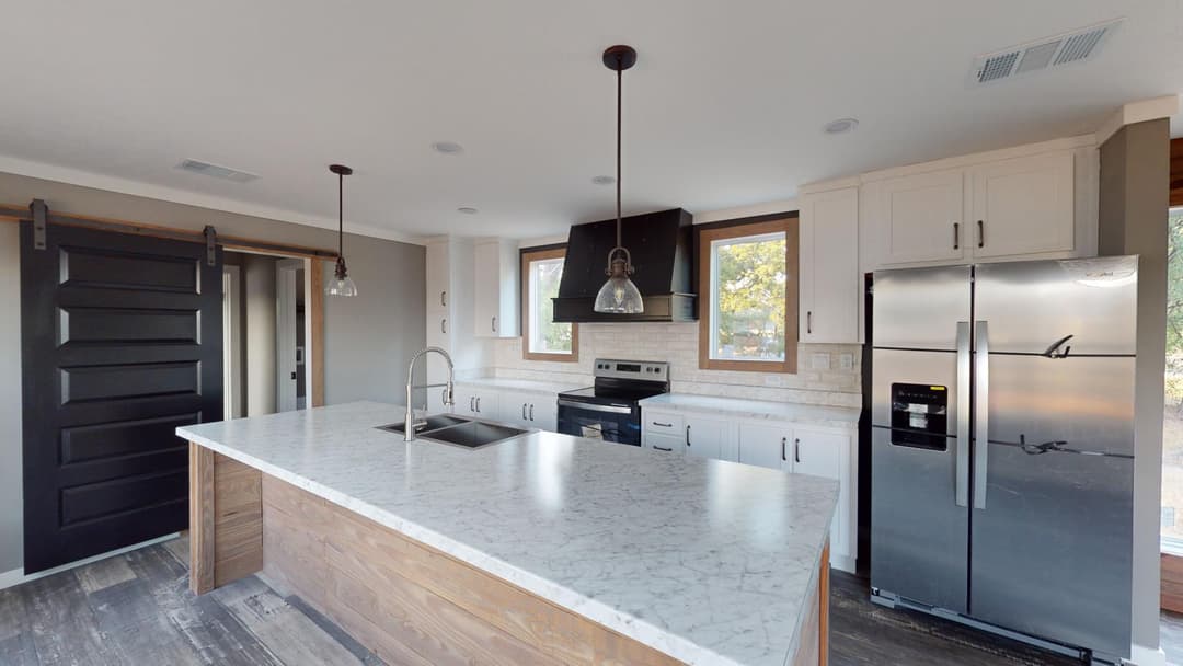 The cheaha kitchen home features