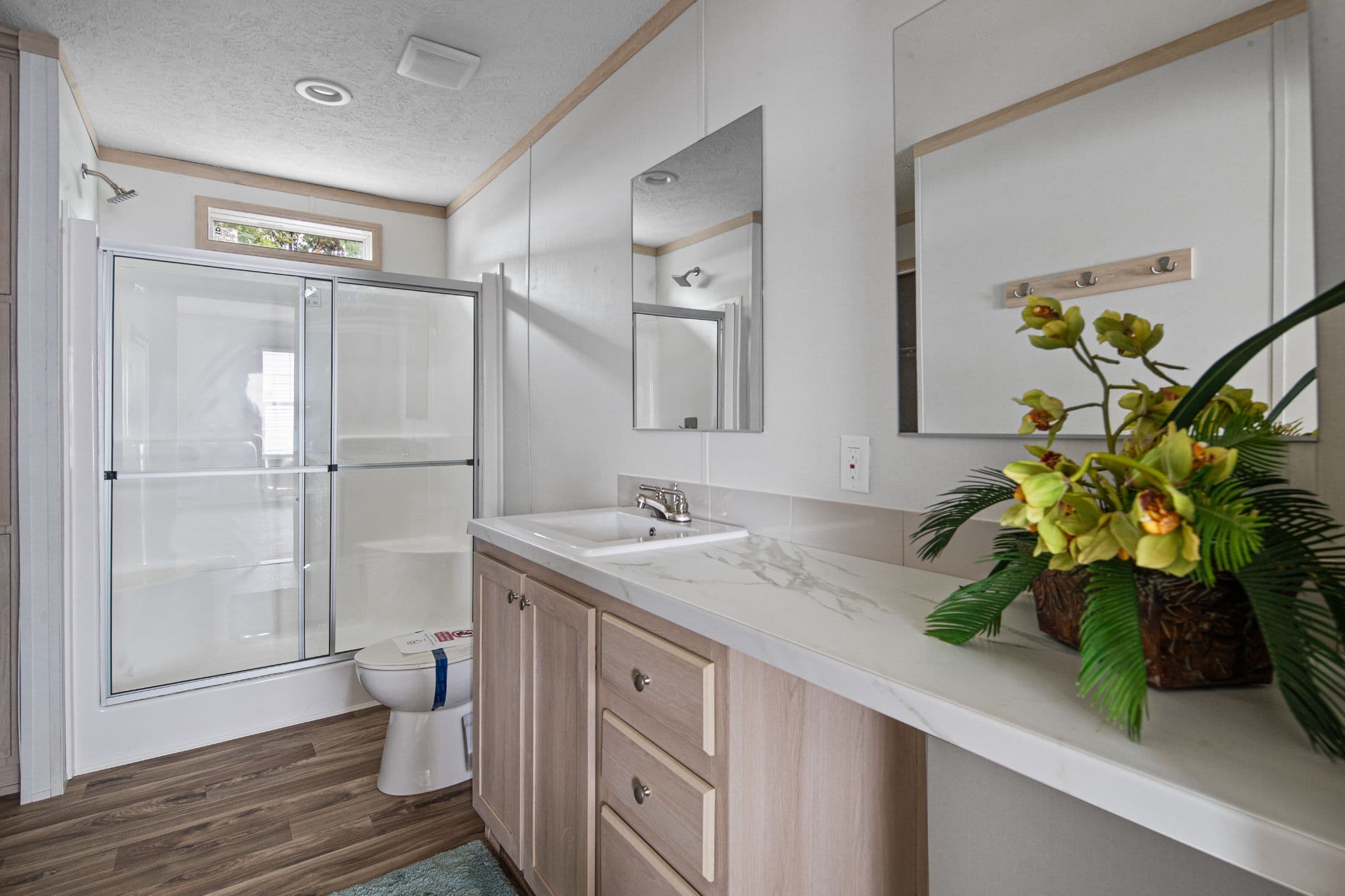 Sage (inventory) bathroom and interior home features