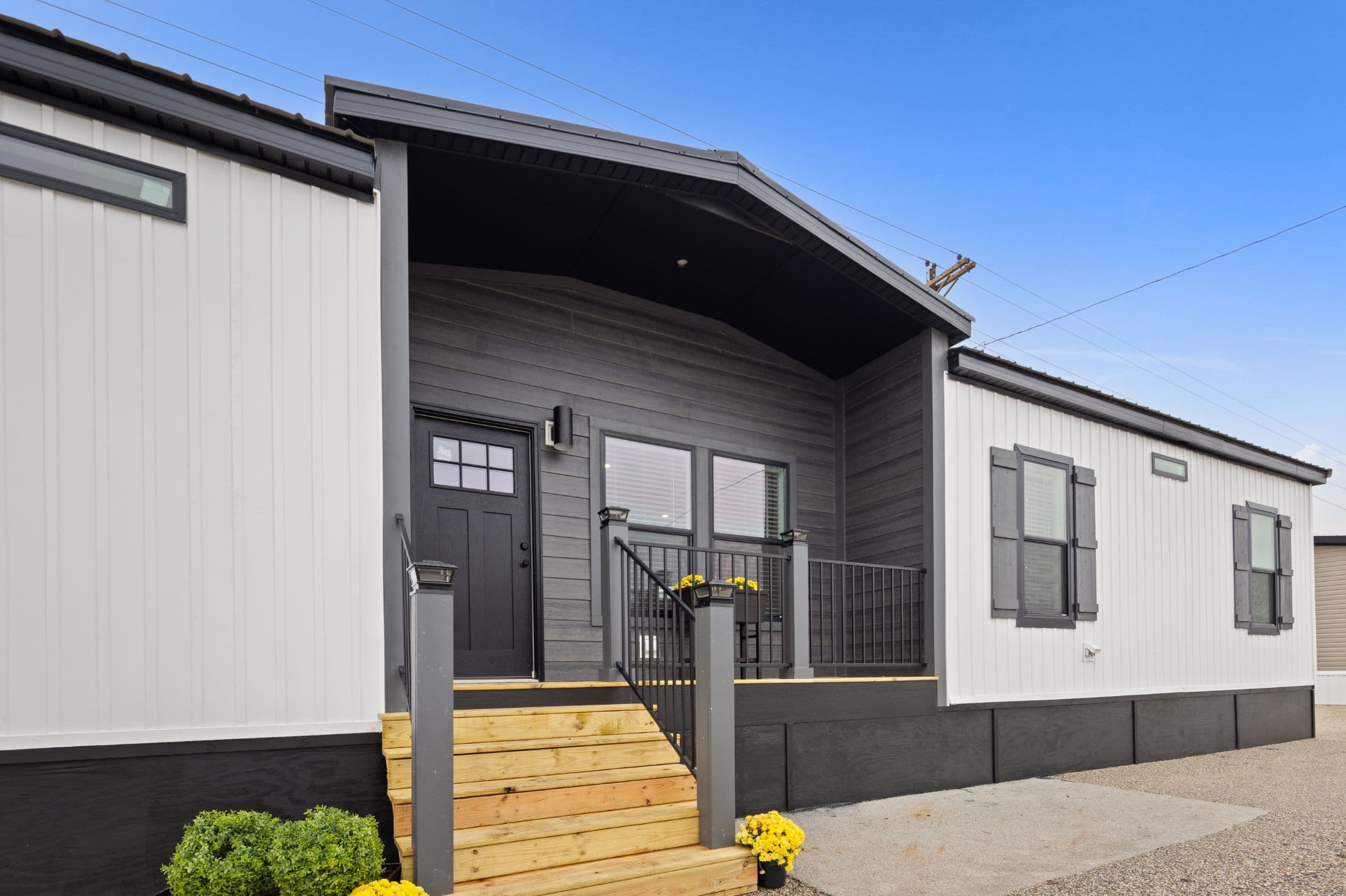 The altitude 1  home features