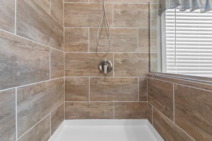 Timberview 32663e bathroom home features