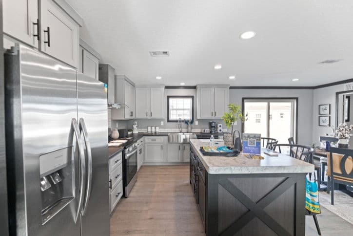 Sparrow 32725a kitchen home features