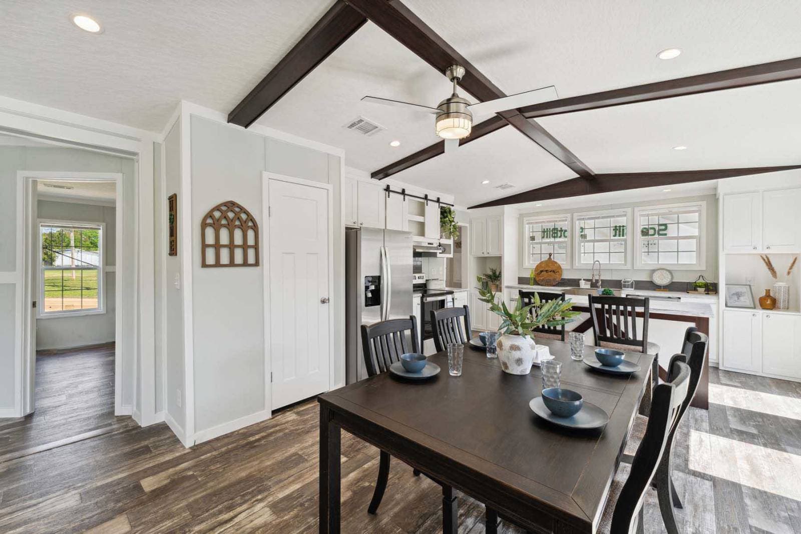 The maddux interior home features