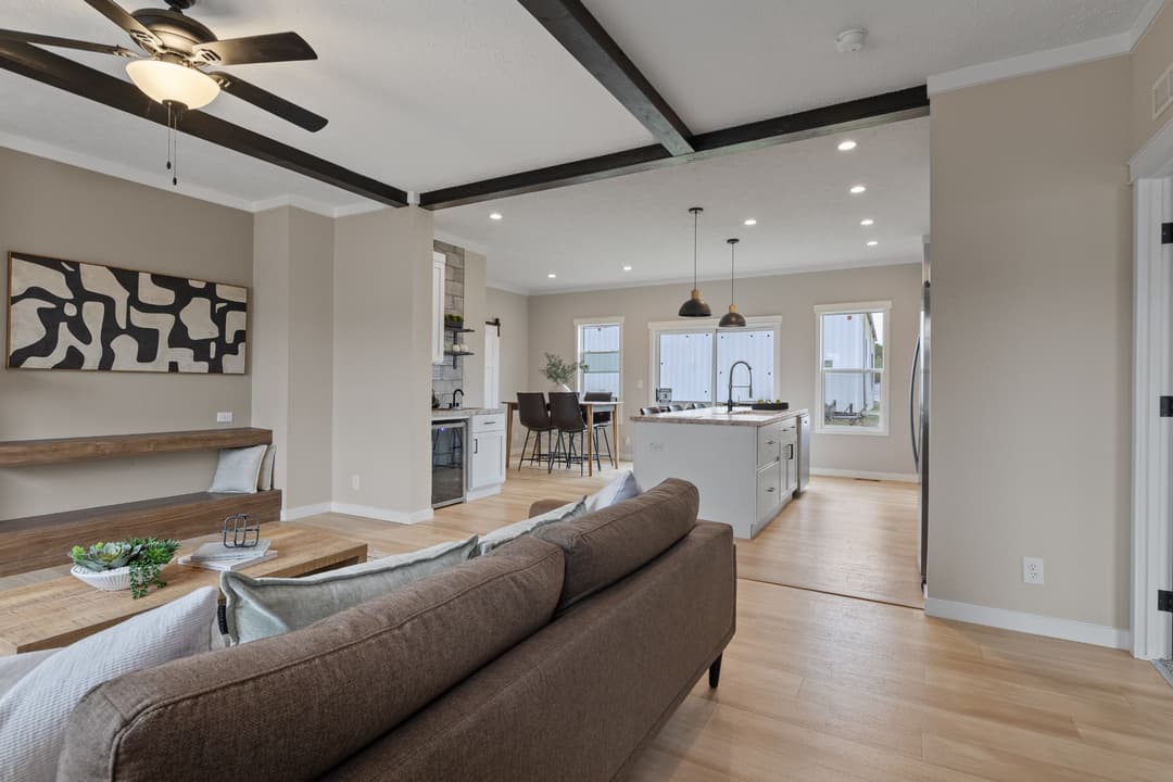 The altitude 2 interior home features