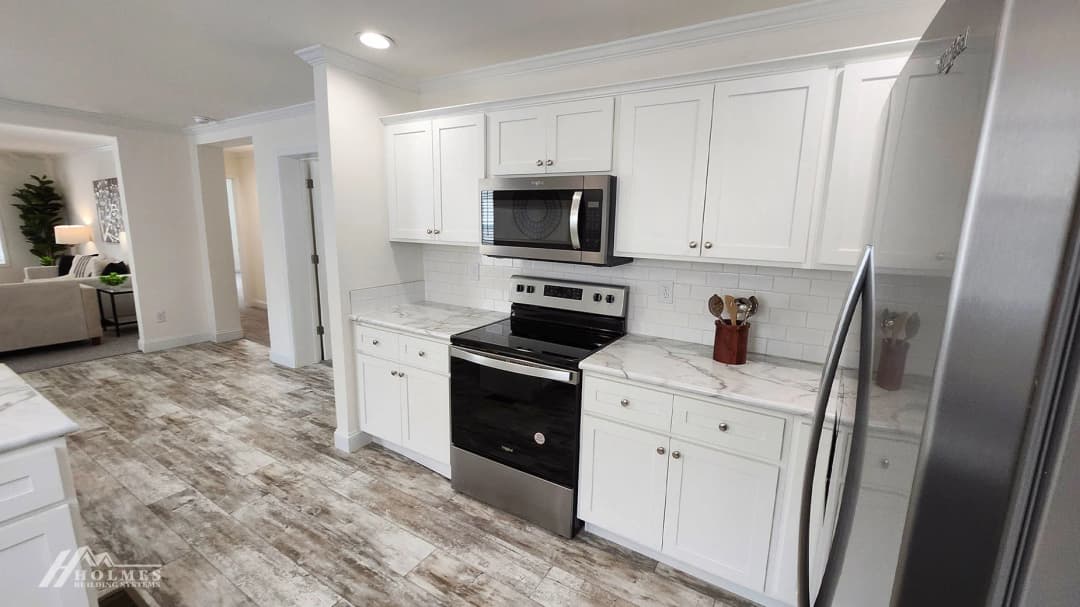 Birch kitchen home features
